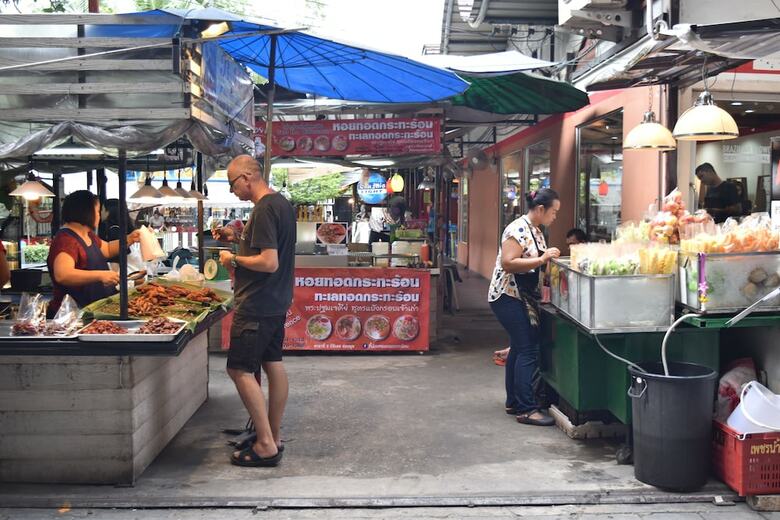 Hostal Hide Bangkok Hostel