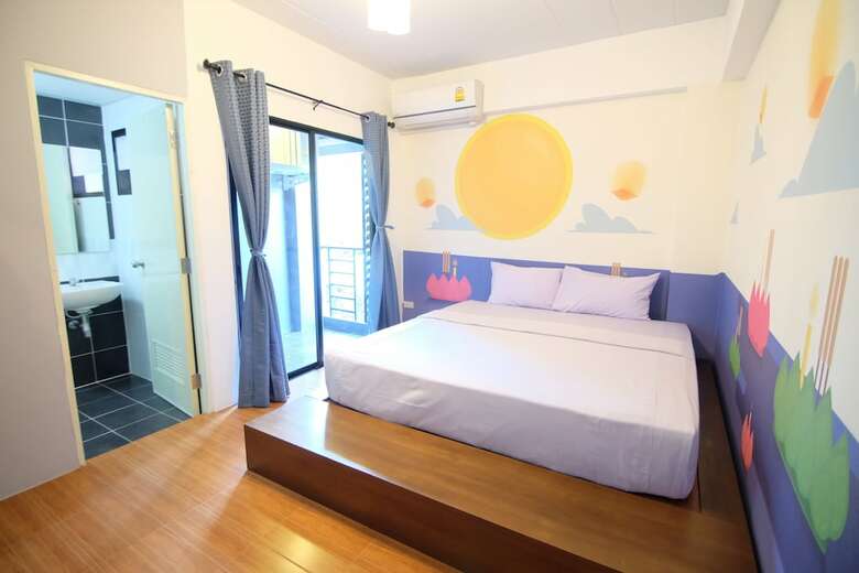 Hostal Hide Bangkok Hostel