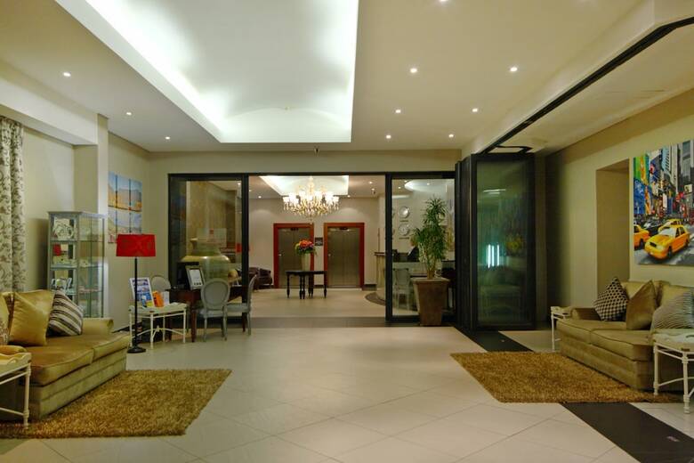 Afribode Rockwell Apartments