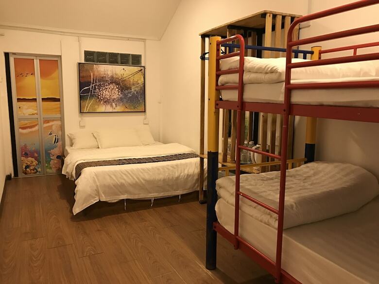 Hotel The Barat Perhentian Beach Resort