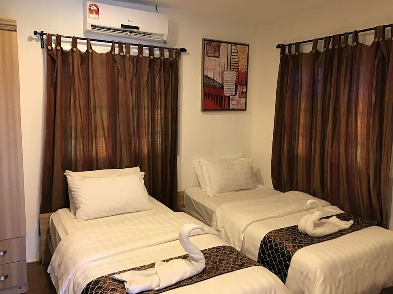 Hotel The Barat Perhentian Beach Resort