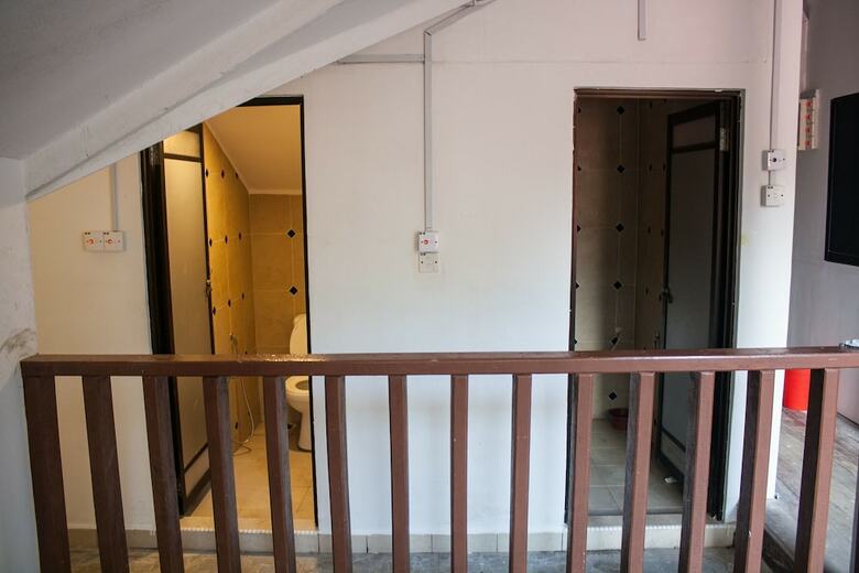 Hotel The Barat Perhentian Beach Resort