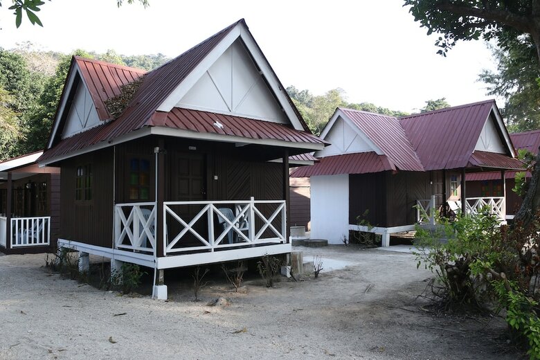 Hotel The Barat Perhentian Beach Resort