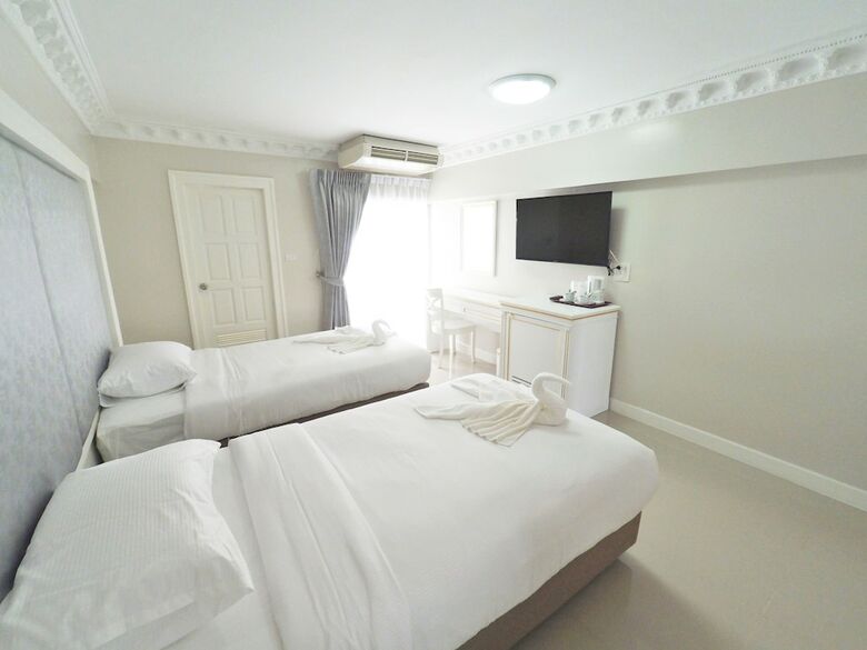 Romance Hotel Sukhumvit 97