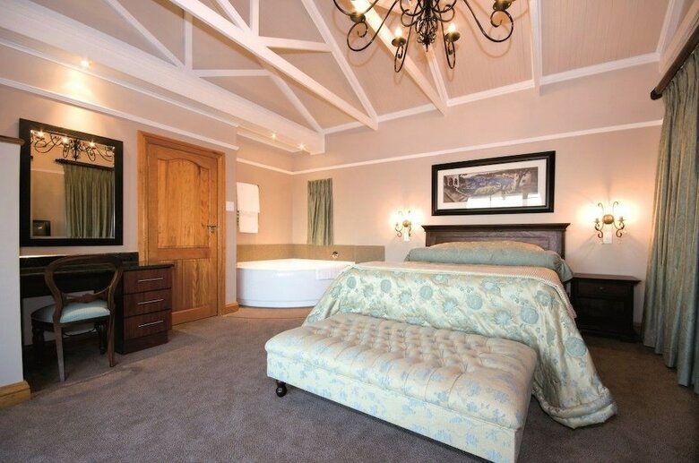Posada Pine Lodge Resort