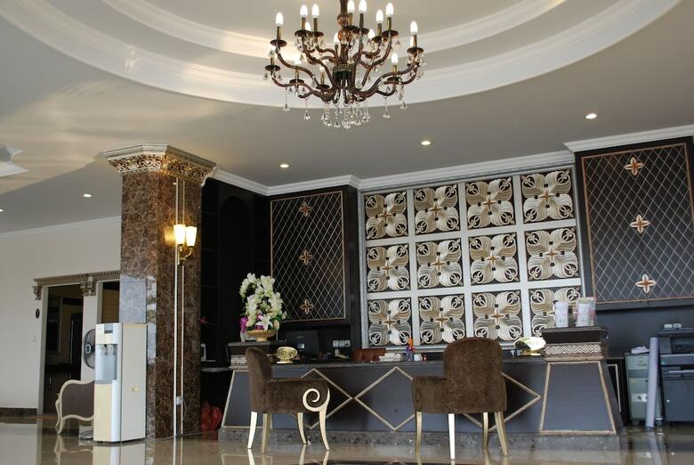 Hotel Lk Grand Living Place