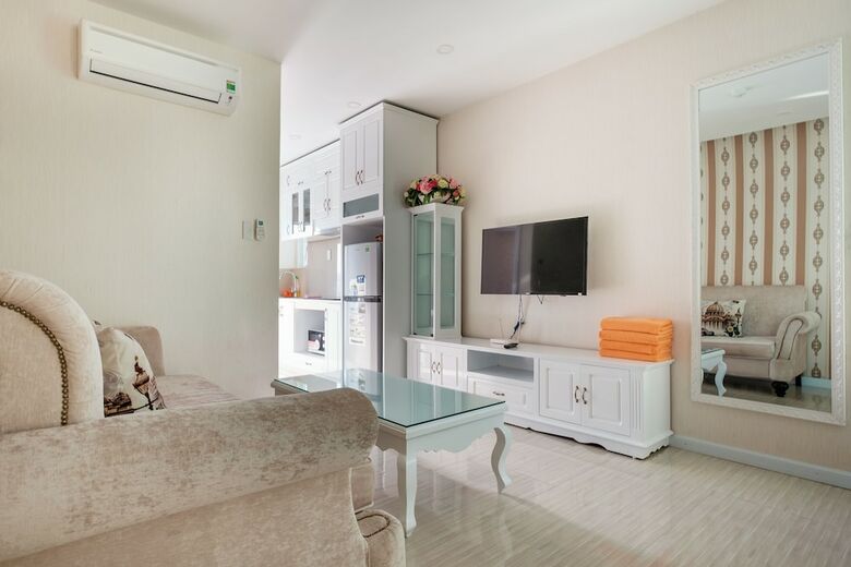 Sunrise Ocean View Apartment
