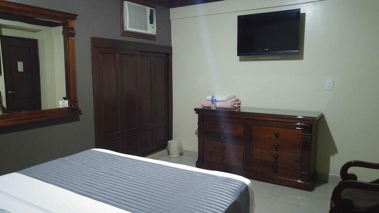 Hotel Toledo
