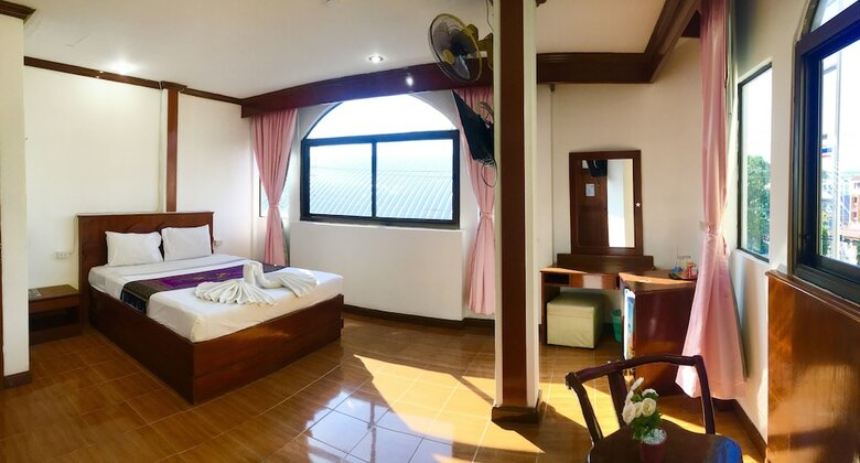 Hotel Patong Sub Inn