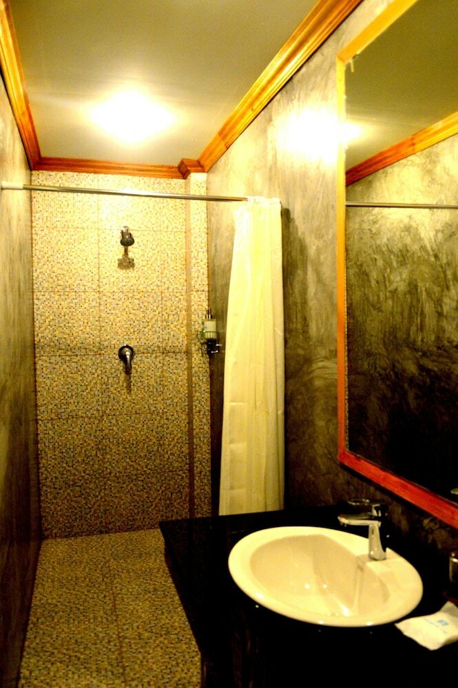 Hotel Chaphone Guesthouse
