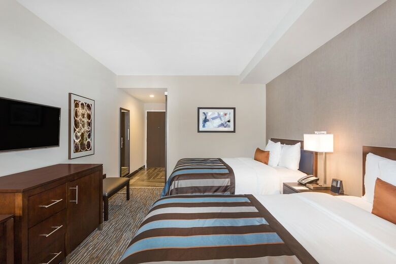 Hotel Wingate By Wyndham Miami Airport