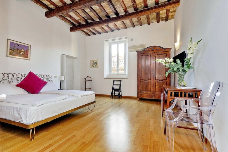 Hotel Al Corso 4