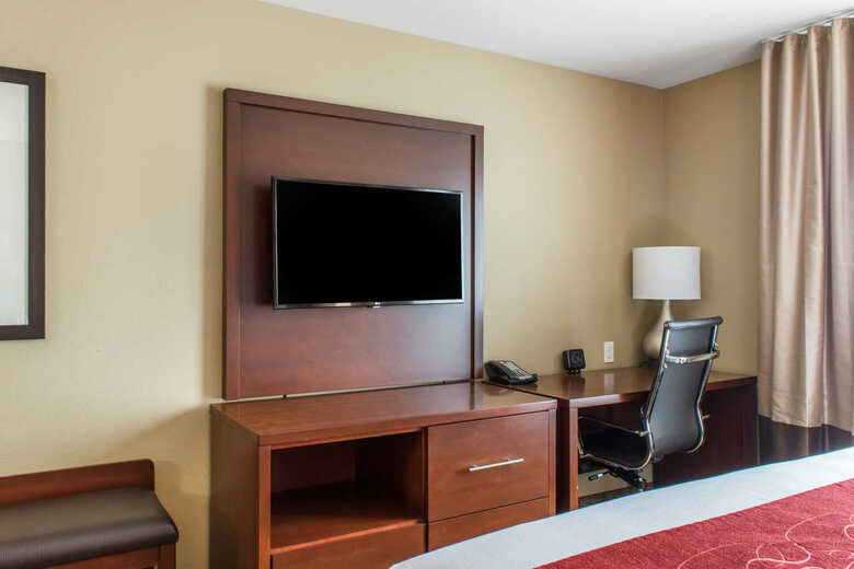 Hotel Comfort Suites