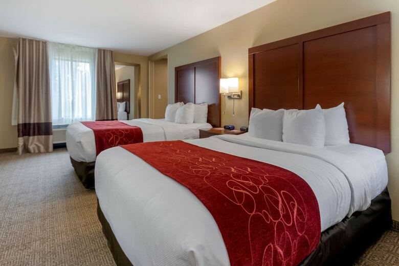 Hotel Comfort Suites