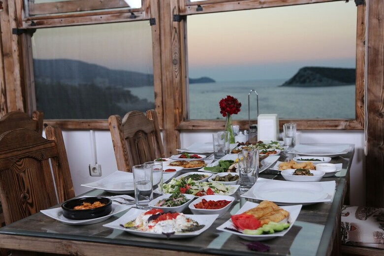 Hotel Arya Karaburun