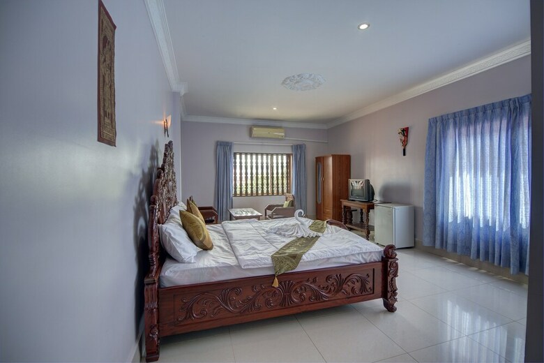 Hotel Dv Angkor Villa