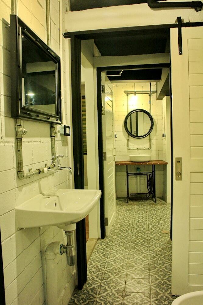 Hostal See Hostel