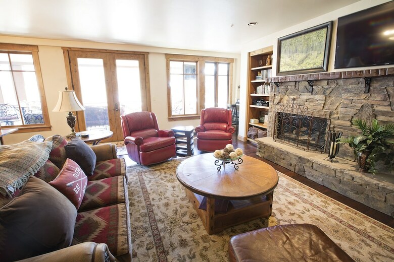 Westwall Lodge