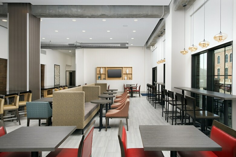 Hotel Holiday Inn Express Pensacola Downtown
