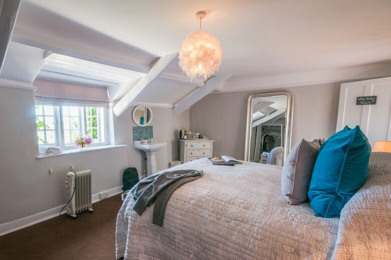 Bed & Breakfast Yarner House