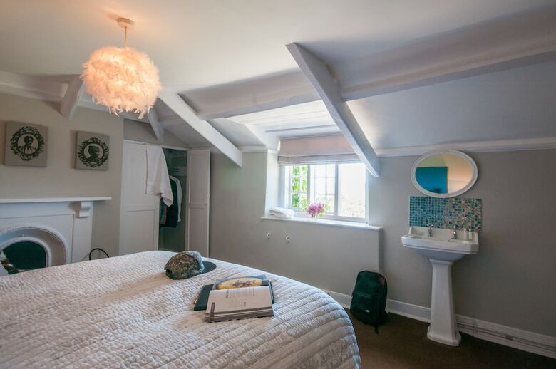 Bed & Breakfast Yarner House