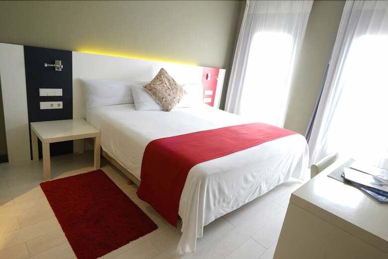 Hotel Magno Suites