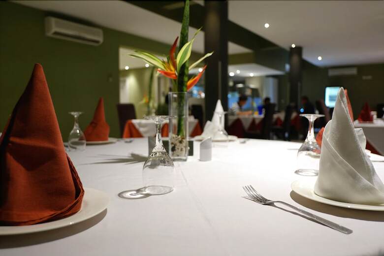 Hotel Magno Suites