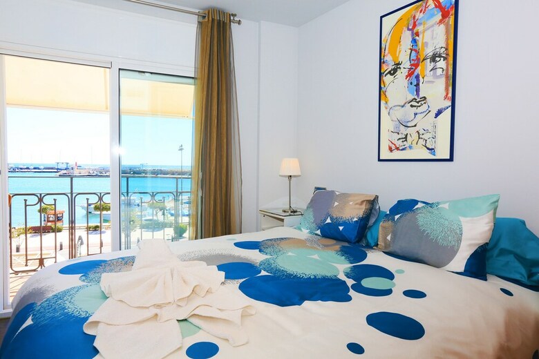 Apartamentos La Torre