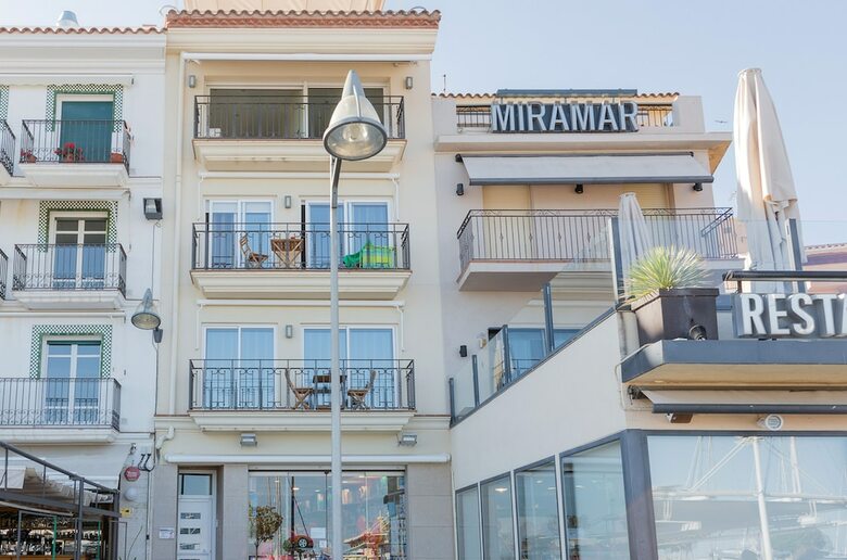 Apartamentos La Torre