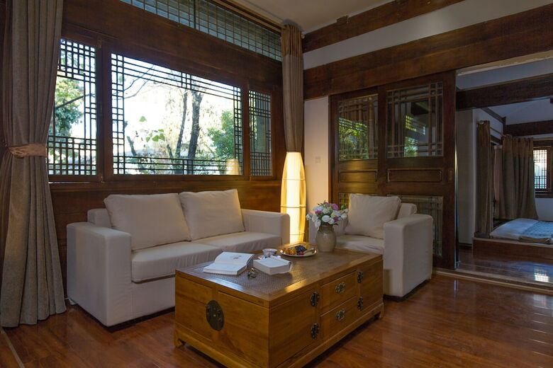 Lijiang Hotel Junpoxuan