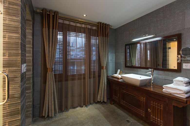 Lijiang Hotel Junpoxuan