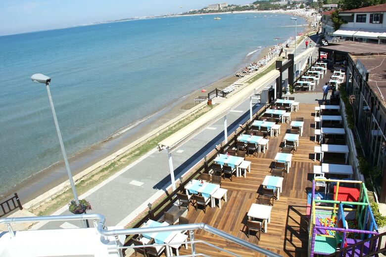 Side Beach Club Hotel