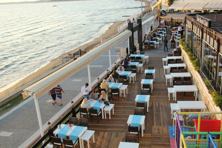 Side Beach Club Hotel