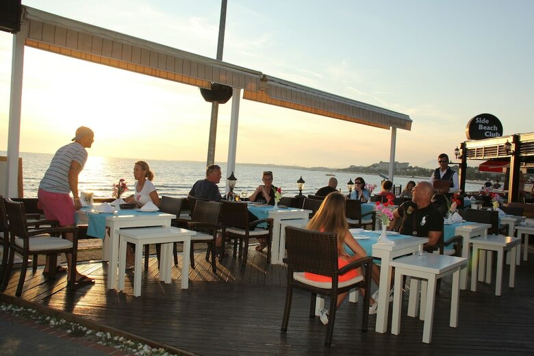 Side Beach Club Hotel