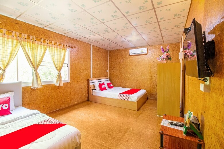 Hotel Oyo 696 Reuntonnam Amphawa