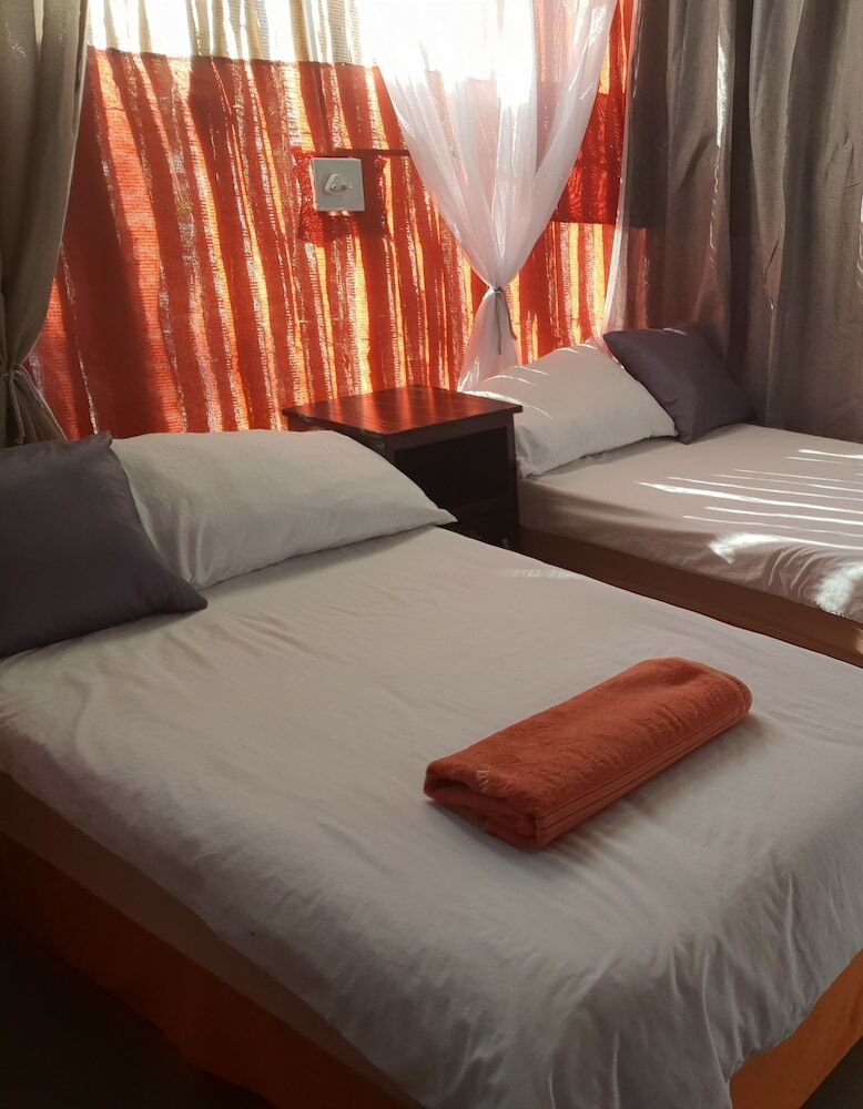 Posada Paradise Rest Camp
