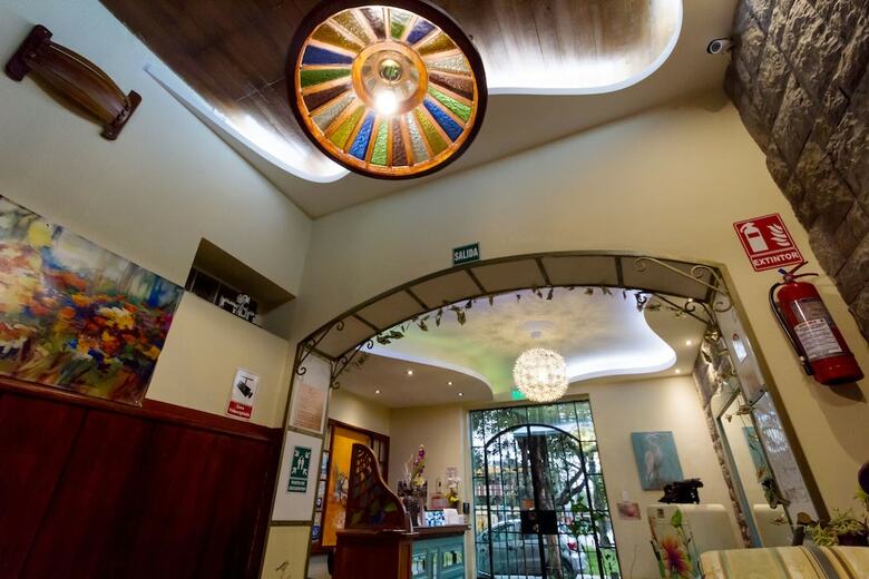 Bed & Breakfast Artplaza