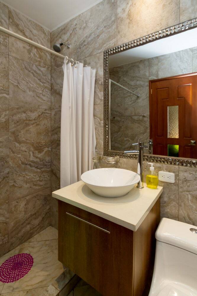 Bed & Breakfast Artplaza