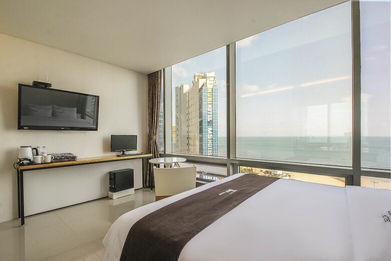 Hotel Sky Beach