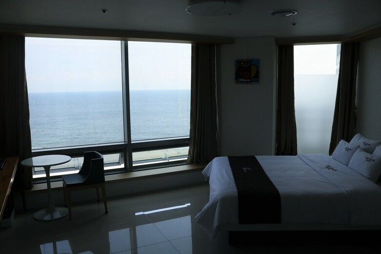 Hotel Sky Beach