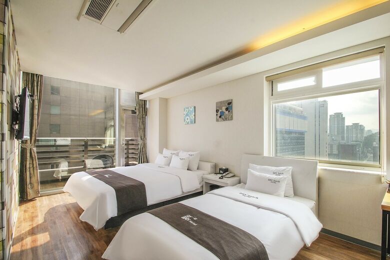 Hotel Sky Beach