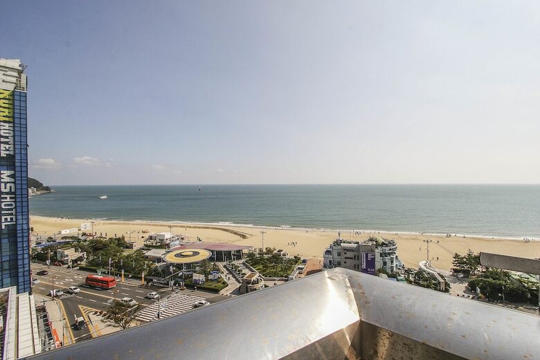 Hotel Sky Beach