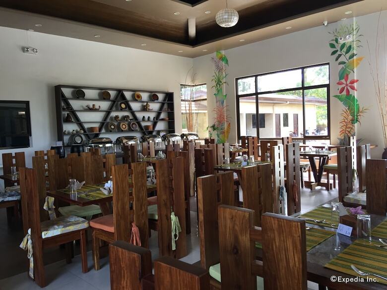 Hotel Coron Soleil Garden Resort
