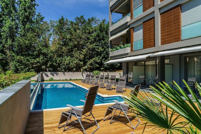 Hotel Oasis Life