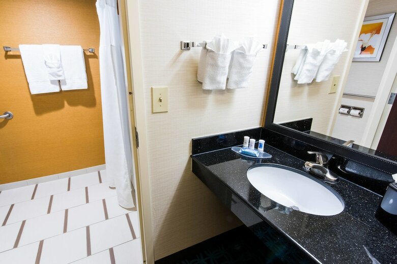 Hotel Fairfield Inn And Suites By Marriott Chesapeake