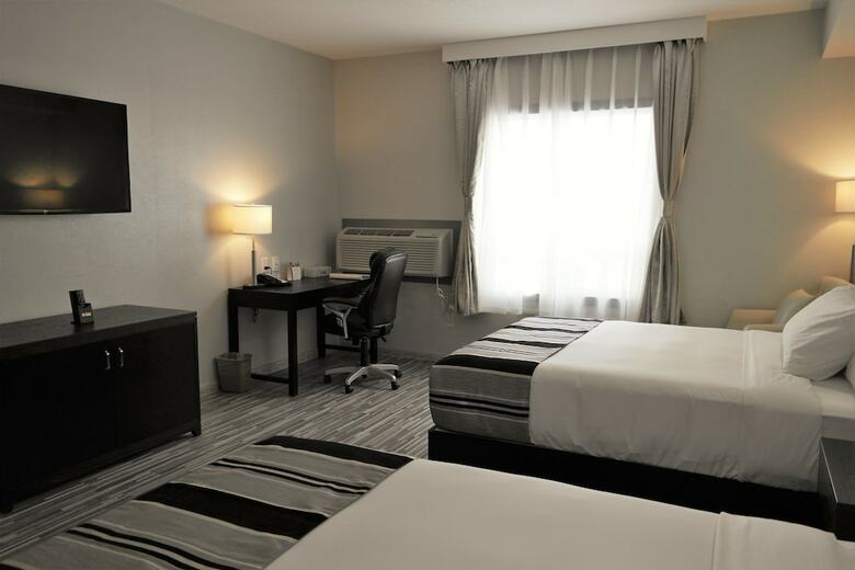 Hotel Stars Inn Edmonton Airport
