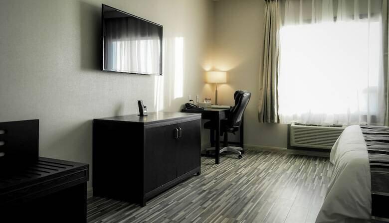 Hotel Stars Inn Edmonton Airport