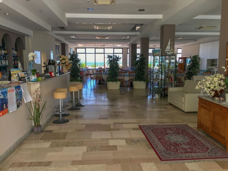 Hotel Excelsior