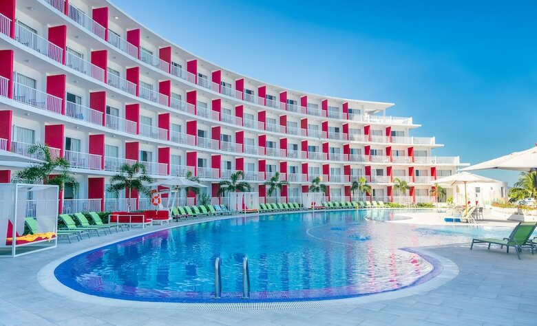 Hotel Royal Decameron Cornwall Beach All Inclusive
