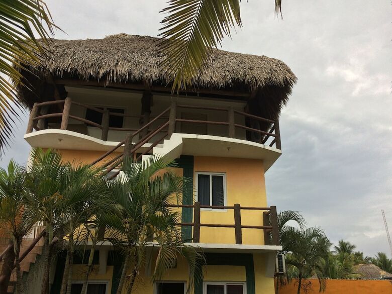 Mi Paraiso Hotel & Resort